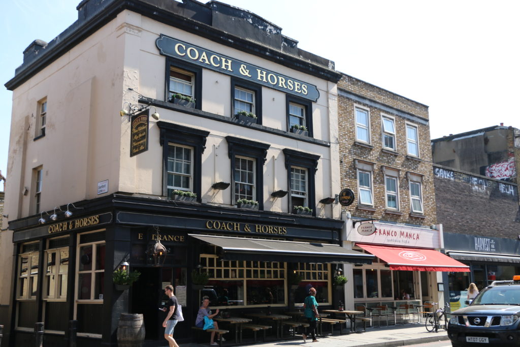 London pub